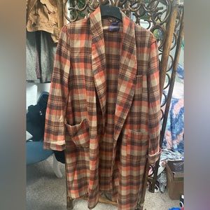 Pendleton jacket 100% Virginia Wool Large
